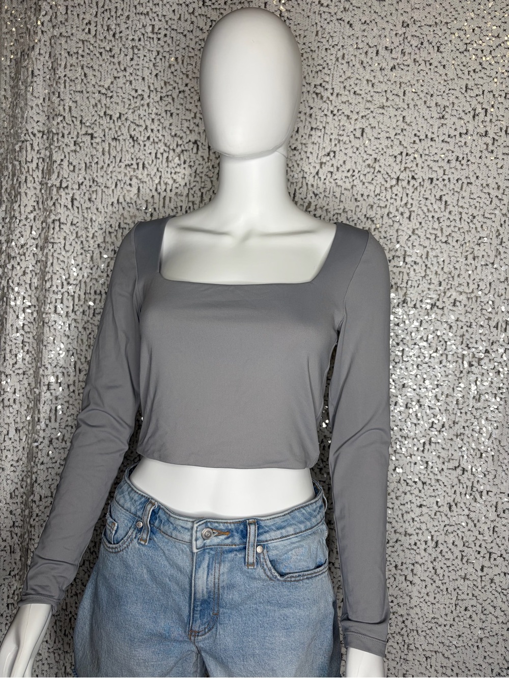 Women’s Square Neck Long Sleeve Crop Top - Gray
